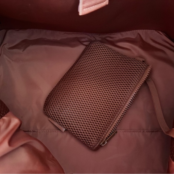 Dagne Dover Landon Neoprene Weekend Bag - Bold Orange (Large) Free shipping - Picture 6 of 9